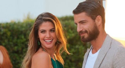 Stephanie Cayo y Maxi Iglesias sellaron su amor con un beso