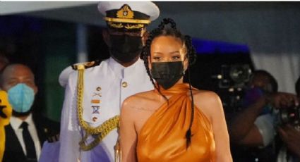 Rihanna, coronada como heroína nacional de Barbados ante el príncipe Carlos