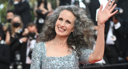 Andie MacDowell, la actriz ícono de los noventa, se suma a la tendencia de las canas al natural