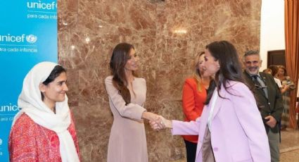 El cara a cara entre la reina Letizia y Sara Carbonero