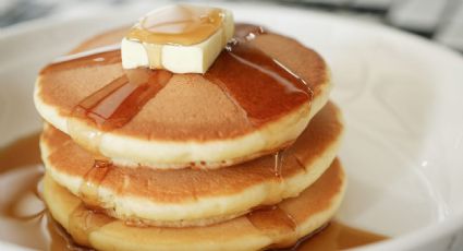 La receta más sencilla y saludable de pancakes que tienes que probar en tu desayuno